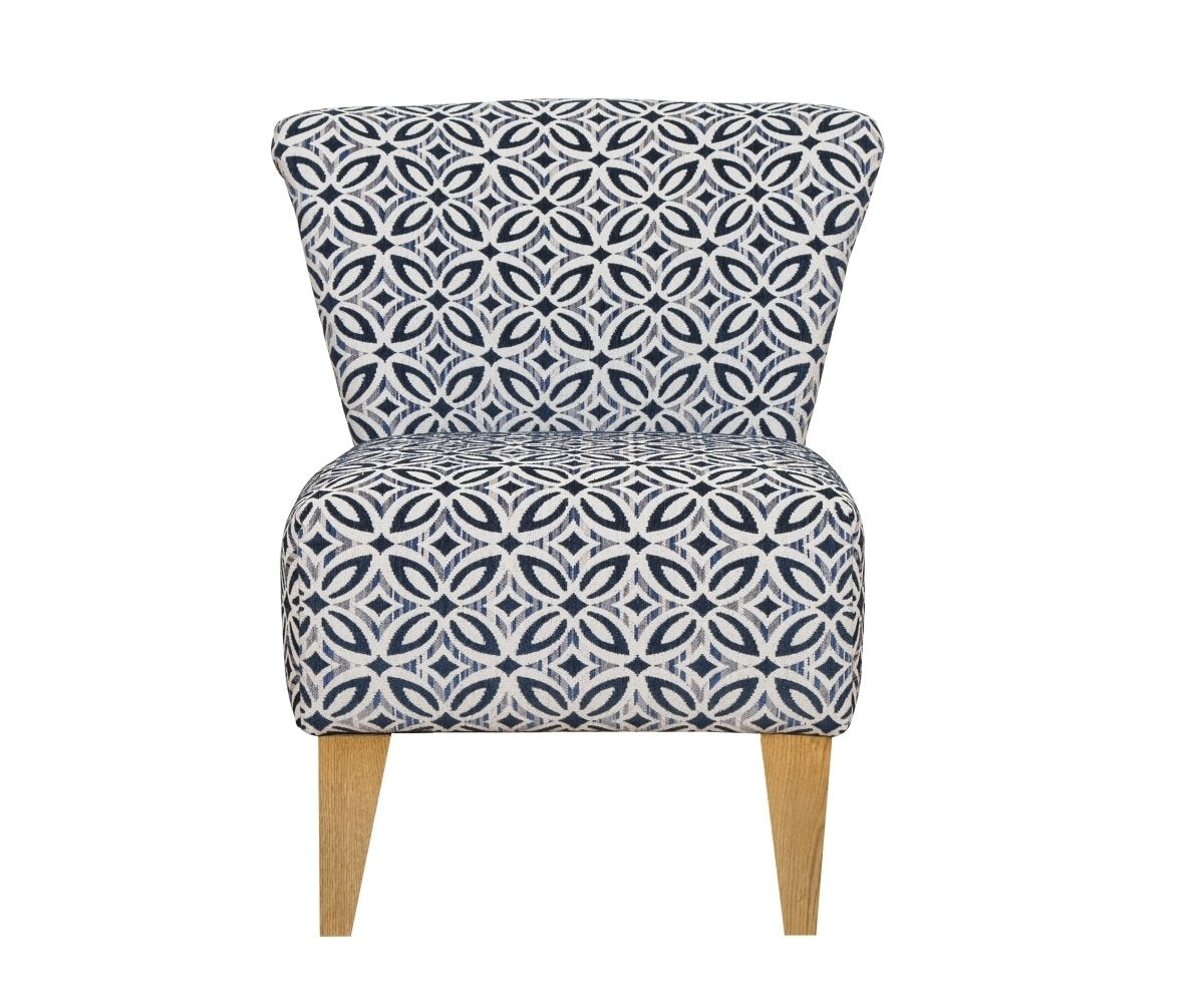 Small cream hot sale accent chair